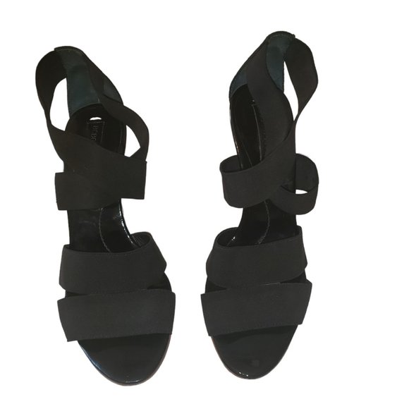 ST5 BCBG Maxazria Black Strappy heels Size 7B - Picture 2 of 9